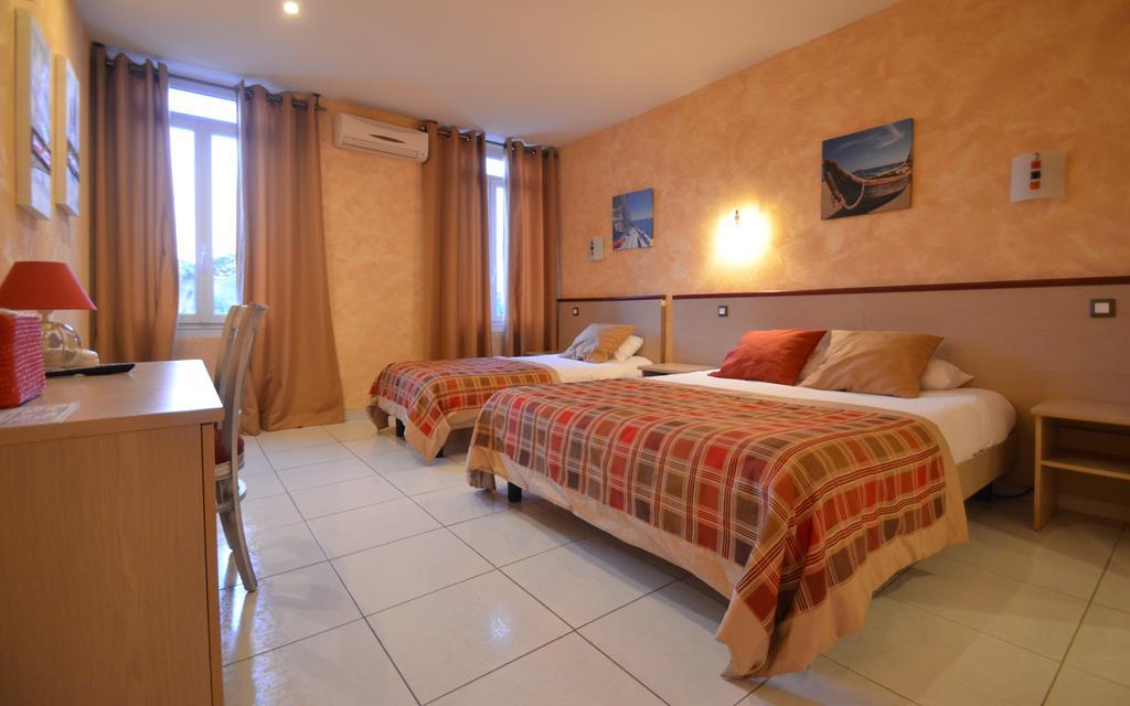 Отель Auberge De Bonpas Logis De France Авиньон Номер фото